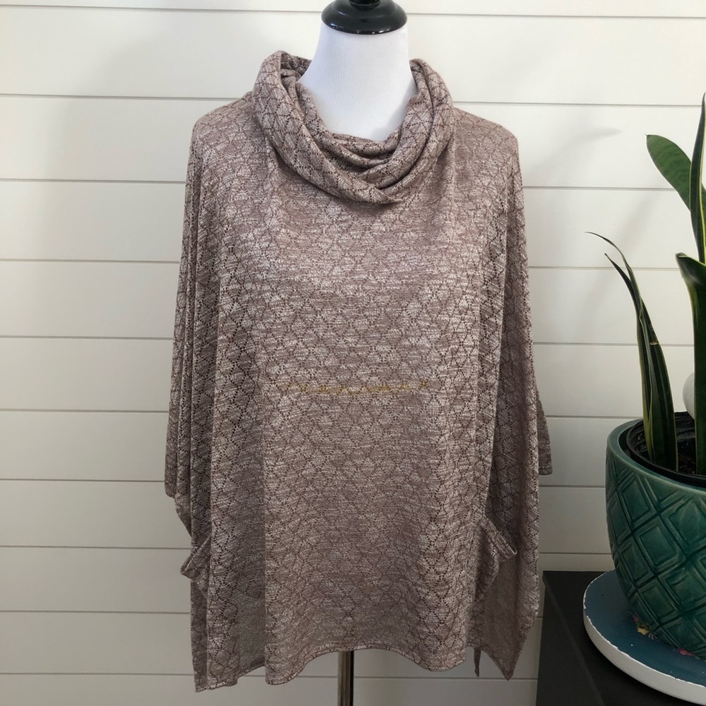 Umgee cowl neck poncho sweater L